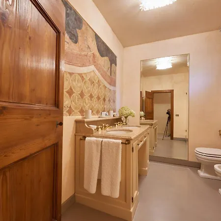 Torre Di Terzolan With Pool, Jacuzzi And Golf Putt 베로나