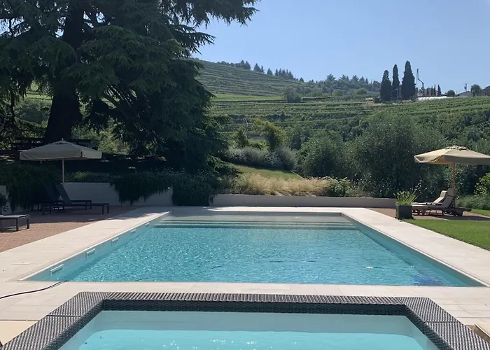 ヴィラ Torre Di Terzolan With Pool, Jacuzzi And Golf Putt *