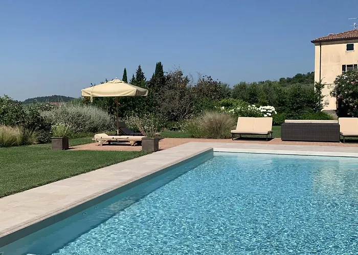 Torre Di Terzolan With Pool, Jacuzzi And Golf Putt *