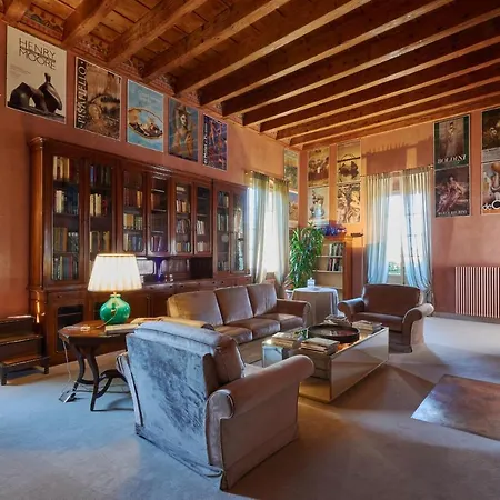 Torre Di Terzolan With Pool, Jacuzzi And Golf Putt 维罗纳