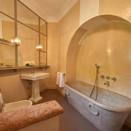 Torre Di Terzolan With Pool, Jacuzzi And Golf Putt 维罗纳