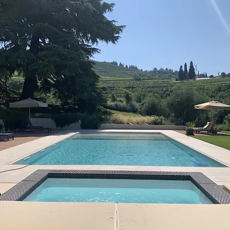 别墅 Torre Di Terzolan With Pool, Jacuzzi And Golf Putt *